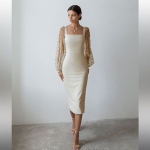 NWT Lichi tulle sleeve midi dress in cream